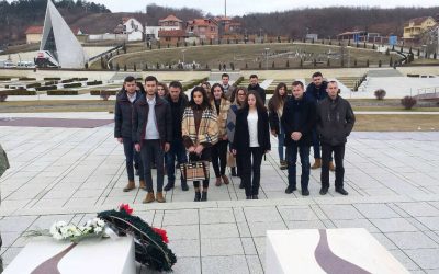 Studentët Vizituan Prekazin Dhe Boletinin Në 10-vjetorin E Pavarësisë Së Kosovës