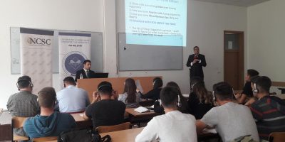Prokuroi I EULEX-it, Drew Engel, Ligjëroi Para Studentëve Të Juridikut