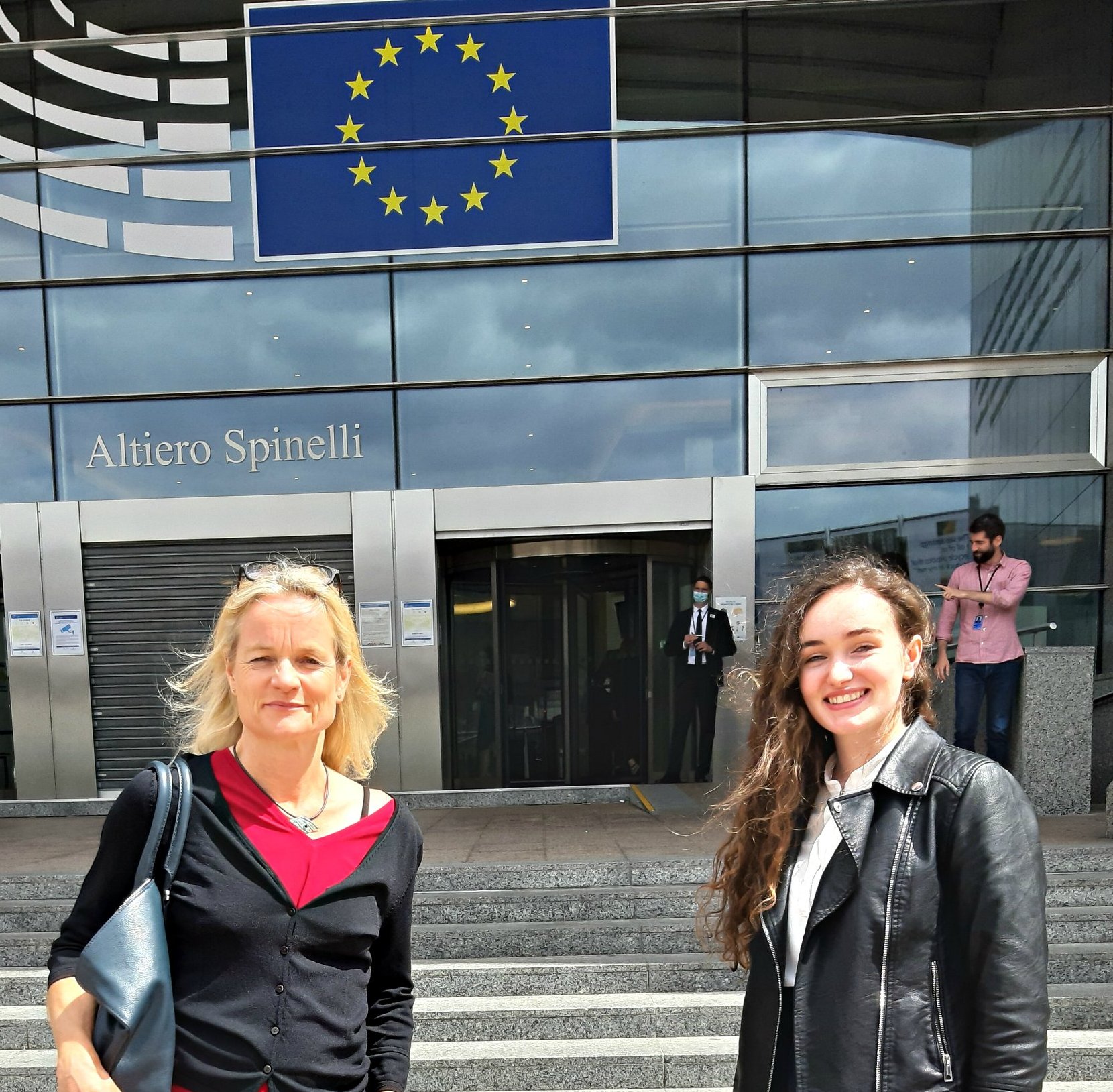 Ish-studentja E UMIB-it Lobon Për Liberalizmin E Vizave Për Kosovën