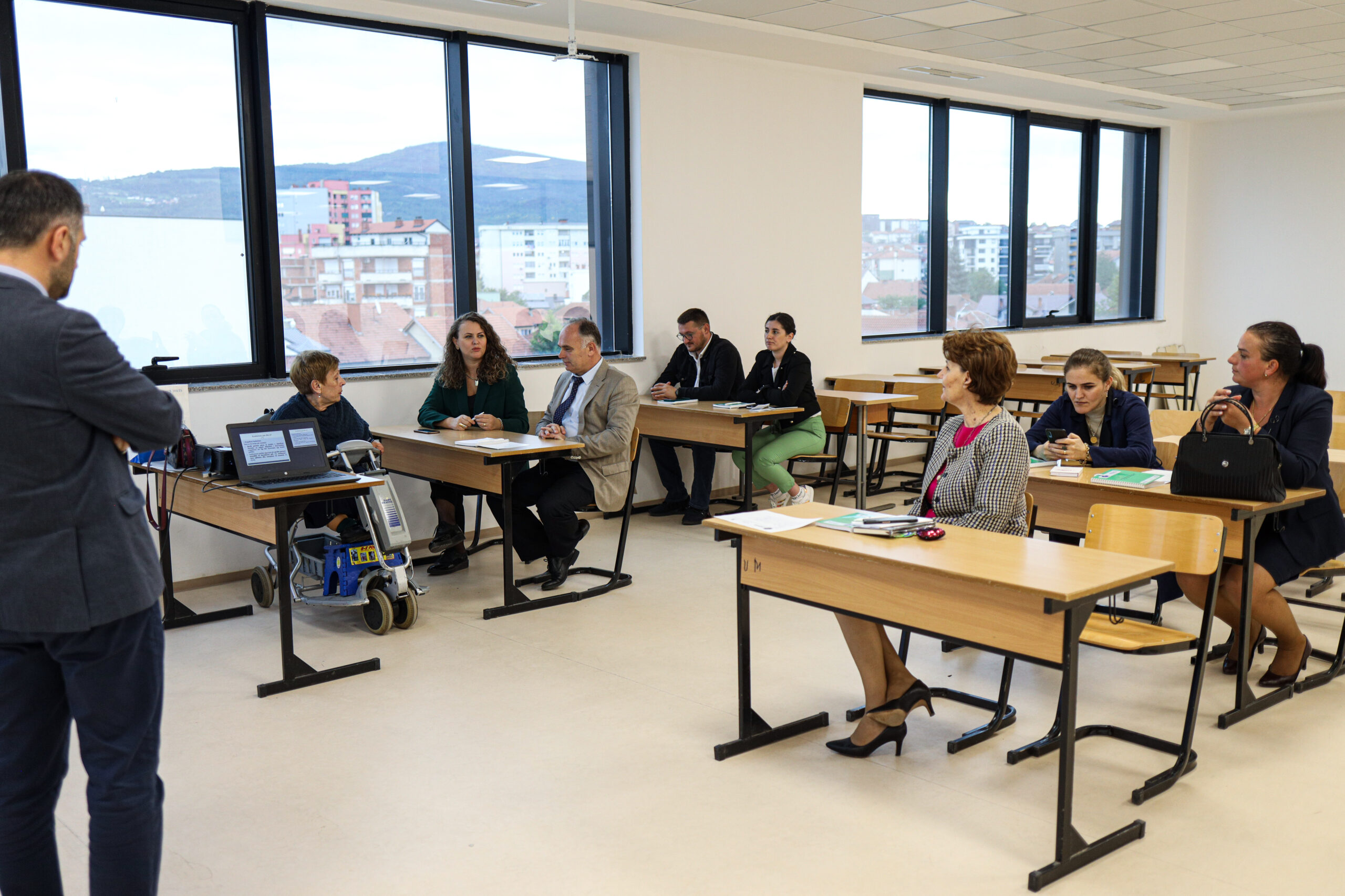 Janë Mbajtur Workshopet Me Stafin Akademik Në Kuadër Të Projektit ‘Equality Through Education – Raising Awareness Of The Rights Of Persons With Disabilities’