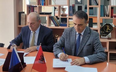 Marrëveshje Bashkëpunimi Me Universitetin “Ismail Qemali” Në Vlorë
