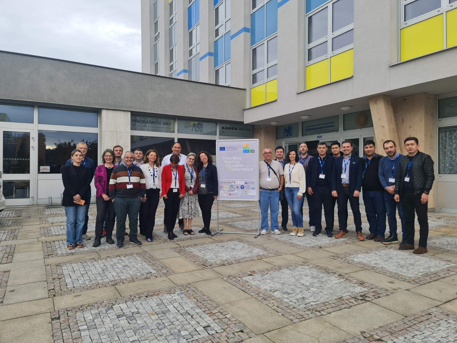 Dekani Dhe Prodekani I FIMK-ut Po Marrin Pjesë Në Takimin Final Rreth Projektit ITEM Në Czech Technical University