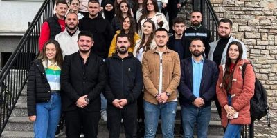 Një Grup Studentët Të Prirë Nga Drejtuesit E Parlamentit Studentor Kanë Vizituar Universitetin “Ukshin Hoti” Në Prizren   