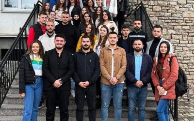 Një Grup Studentët Të Prirë Nga Drejtuesit E Parlamentit Studentor Kanë Vizituar Universitetin “Ukshin Hoti” Në Prizren   