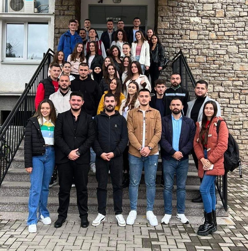 A Group Of Students Led By The Leaders Of The Student Parliament Visited “Ukshin Hoti” University In Prizren