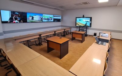 Contemporary Teaching Through The Hybrid Classroom