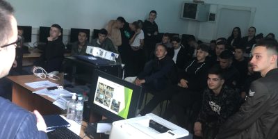 Fushatë Informuese Për Të Studiuar Në FIMK