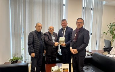 Prof.dr. Bajram Shabani, Dhuroi Një Fond Të Pasur Librash Për Fakultetin E Gjeoshkencave